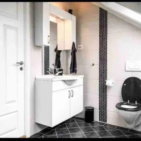 Penthouse Center