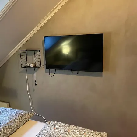 Penthouse Center *