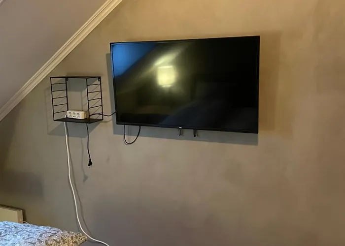 Penthouse Center *